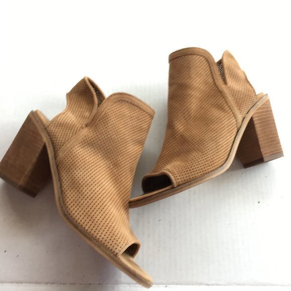 Steve Madden Maxine Cognac Open Toe Perforated Ankle Suede‎ Bootie Size 6.5 - Picture 4 of 10